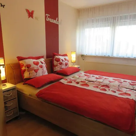 Stadtwohnung Ursus Apartman *